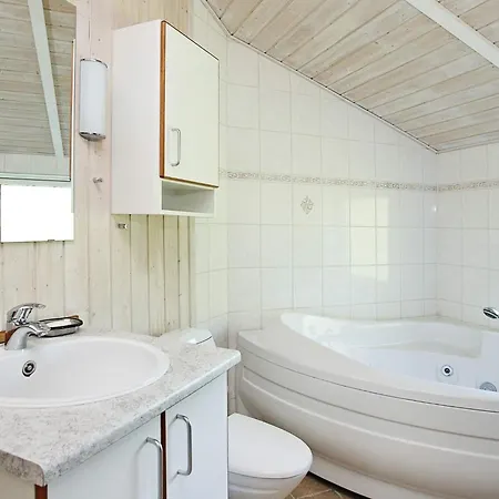Holiday home 6 Person In Lb K